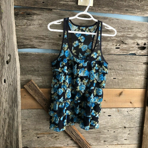 abercrombie & Fitch size Med Blue multi layered tank top